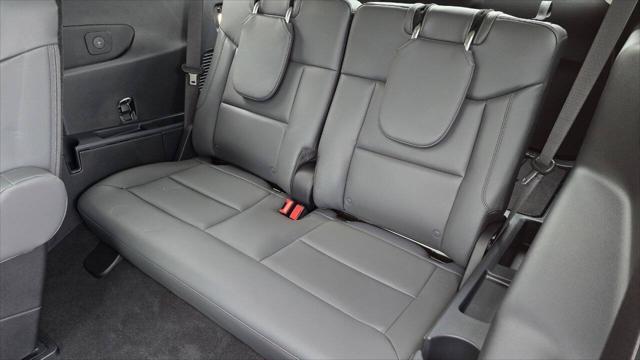 new 2025 Ford Explorer car, priced at $48,264