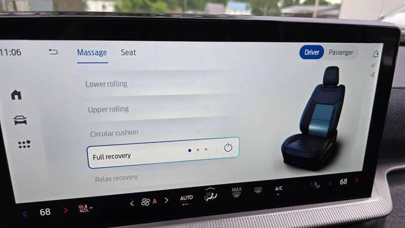 new 2025 Ford Explorer car, priced at $57,193