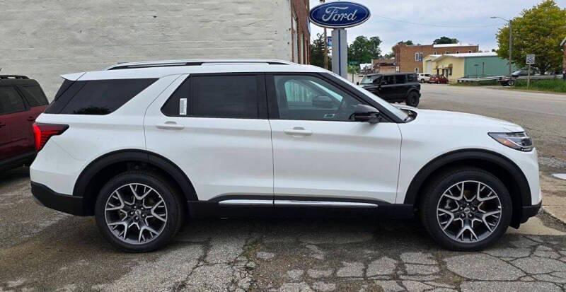 new 2025 Ford Explorer car, priced at $61,105