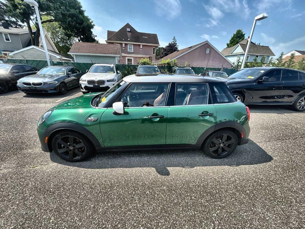 used 2023 MINI Hardtop car, priced at $27,943