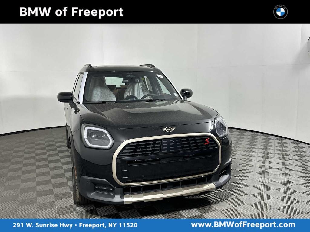 new 2025 MINI Countryman car, priced at $41,925