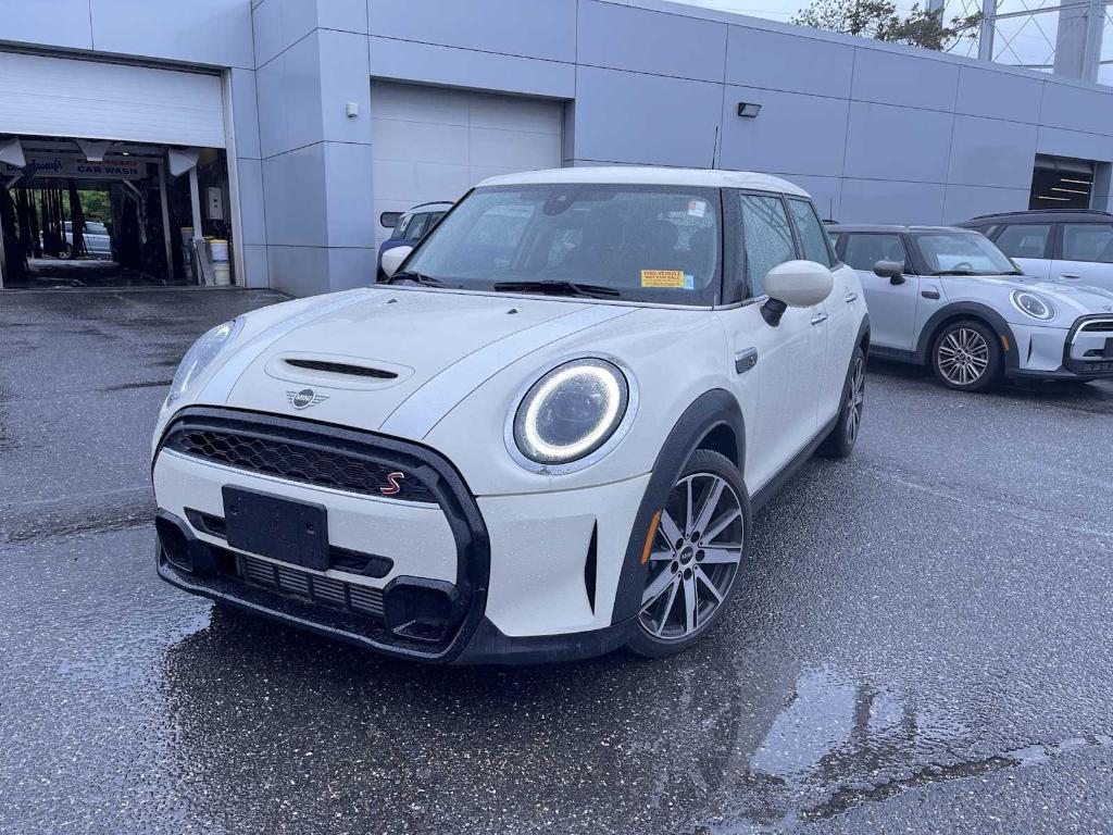used 2023 MINI Hardtop car, priced at $27,993