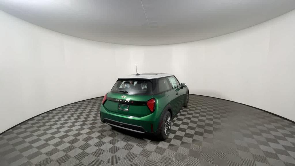 new 2025 MINI Hardtop car, priced at $35,895