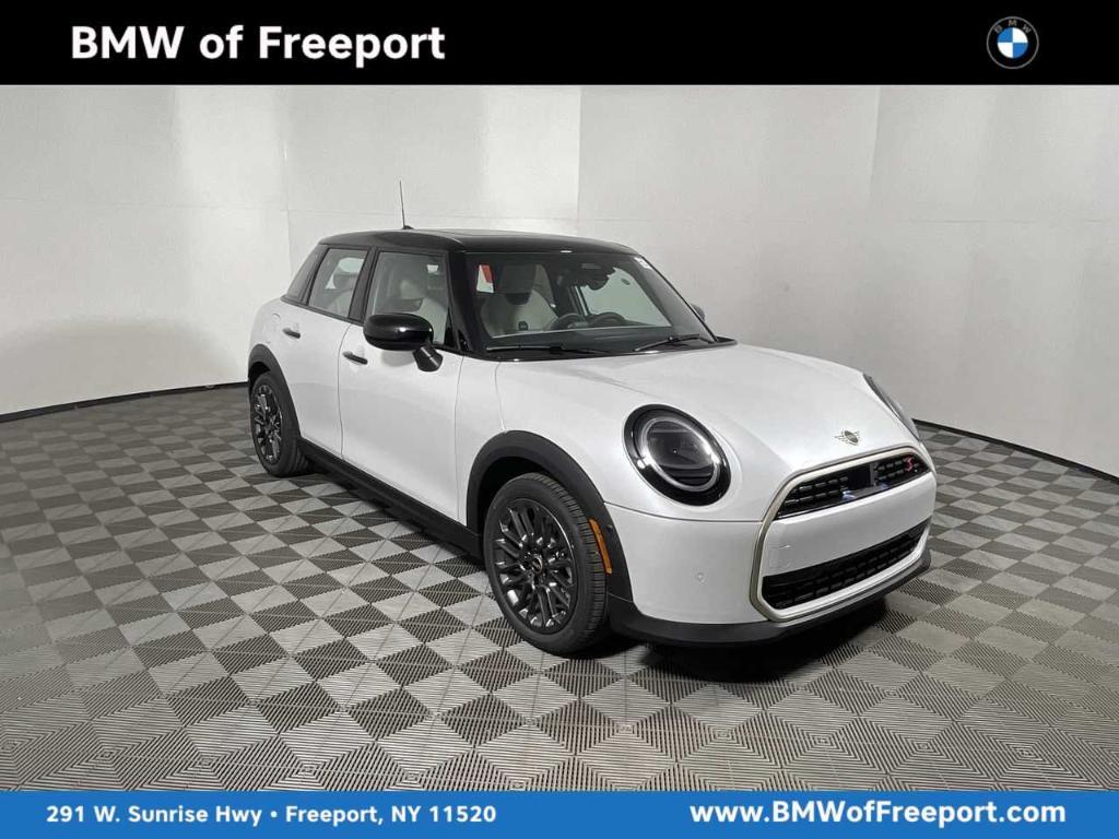 new 2025 MINI Hardtop car, priced at $37,595