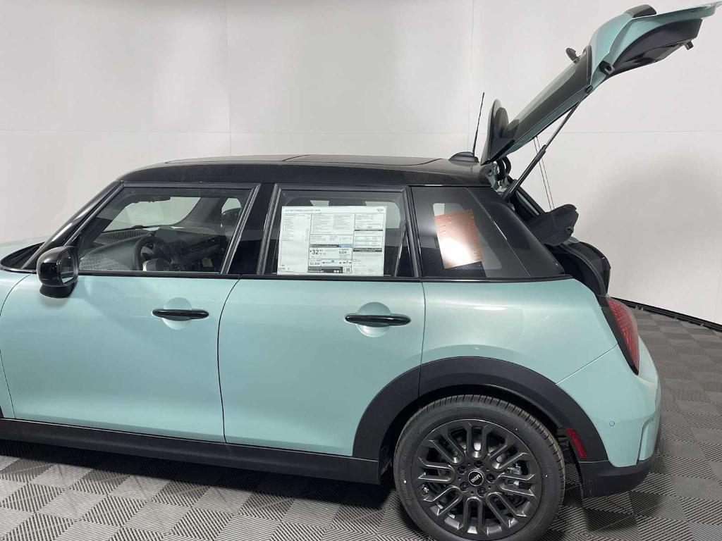 new 2025 MINI Hardtop car, priced at $38,415