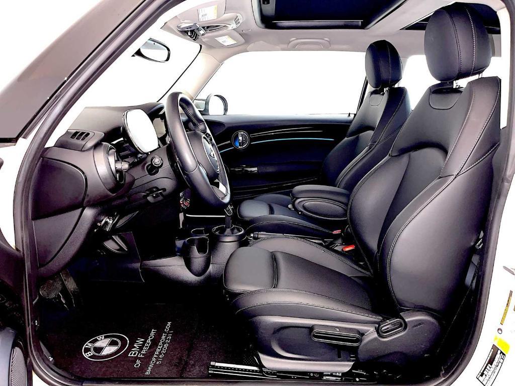 used 2023 MINI Hardtop car, priced at $26,843