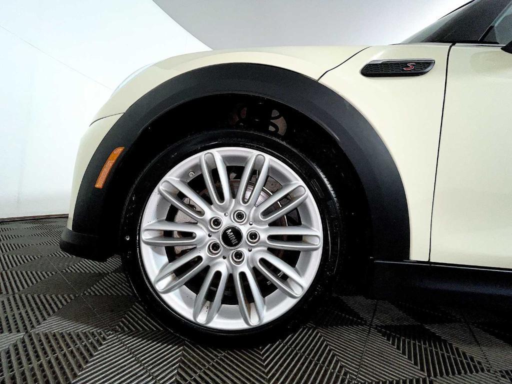 used 2023 MINI Hardtop car, priced at $26,843