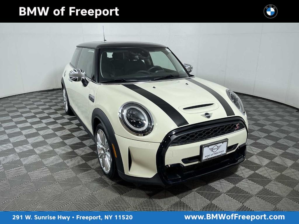 used 2023 MINI Hardtop car, priced at $24,719
