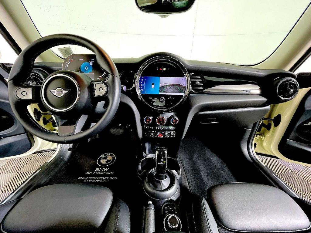 used 2023 MINI Hardtop car, priced at $26,843