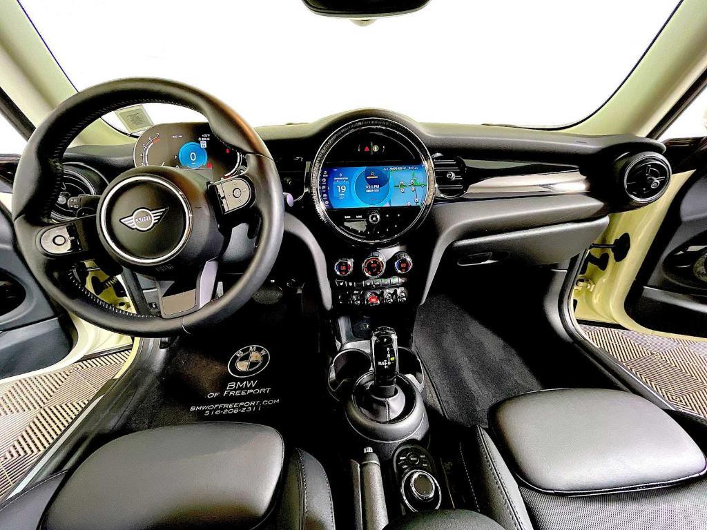 used 2023 MINI Hardtop car, priced at $26,843