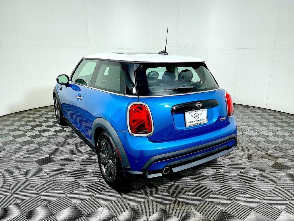 used 2022 MINI Hardtop car, priced at $24,493