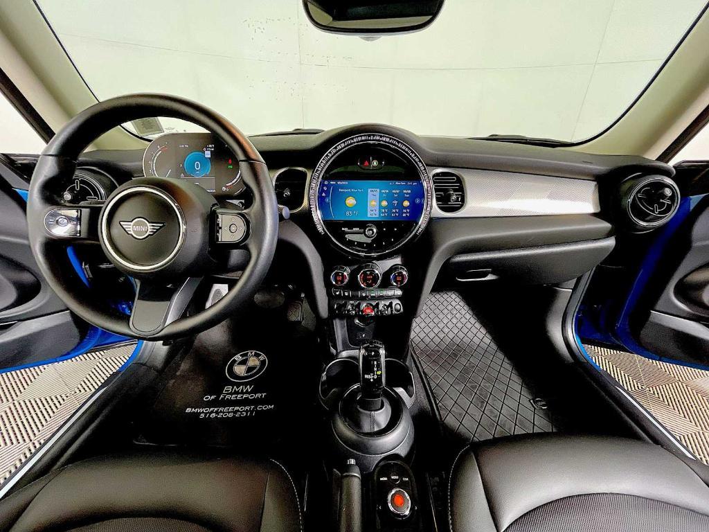used 2022 MINI Hardtop car, priced at $24,493