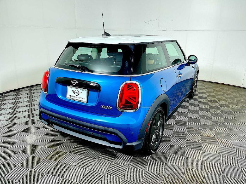 used 2022 MINI Hardtop car, priced at $24,493