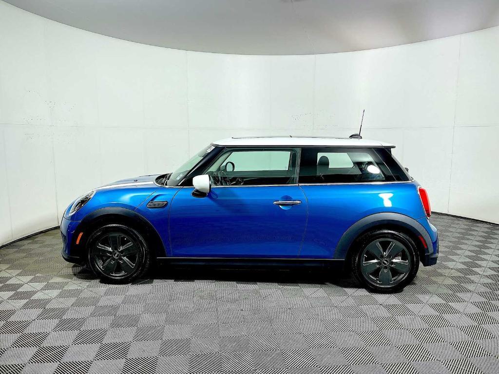 used 2022 MINI Hardtop car, priced at $24,493