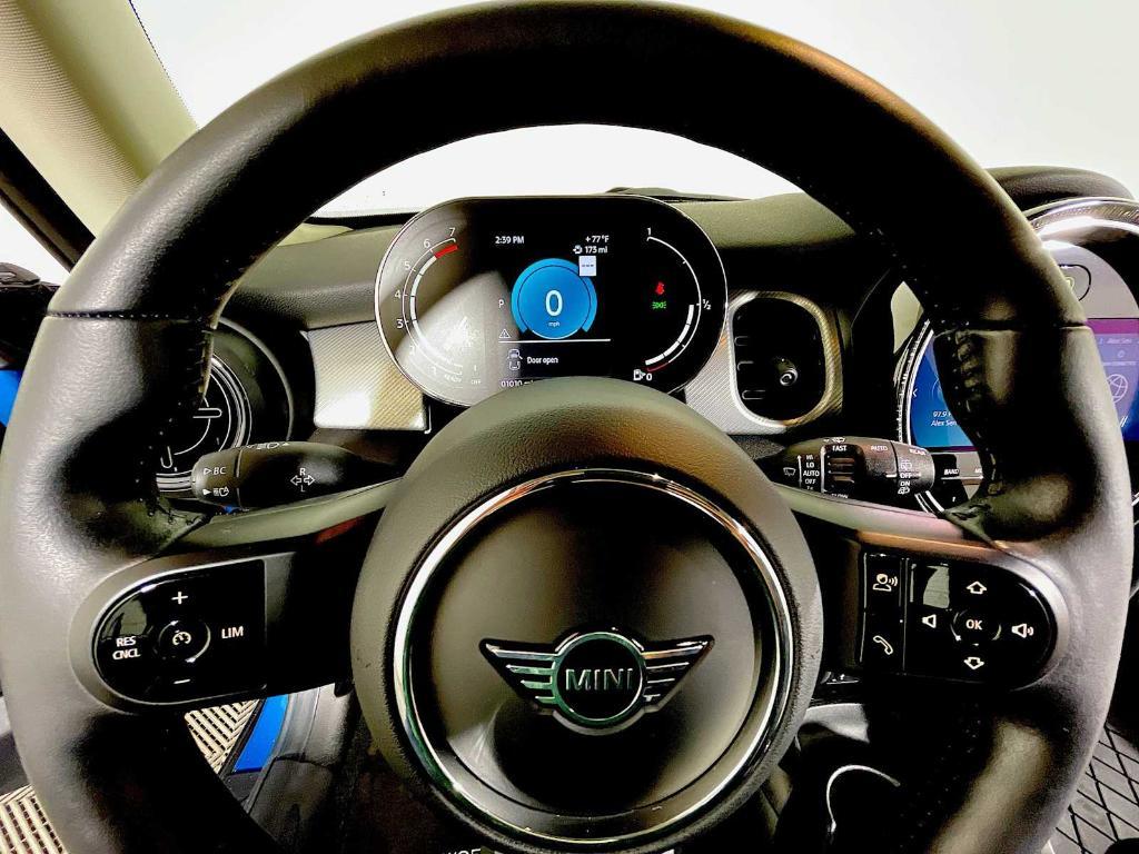 used 2022 MINI Hardtop car, priced at $24,493