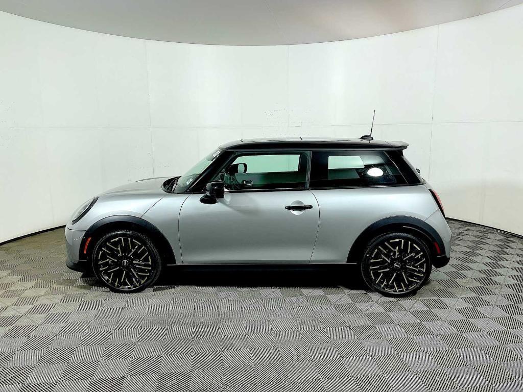 used 2025 MINI Hardtop car, priced at $32,995