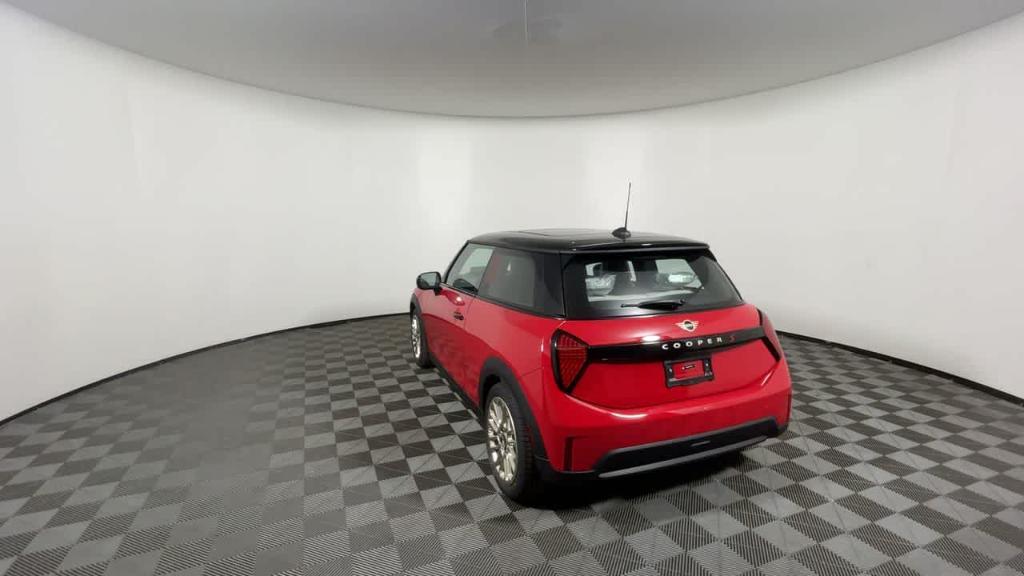 new 2025 MINI Hardtop car, priced at $36,745