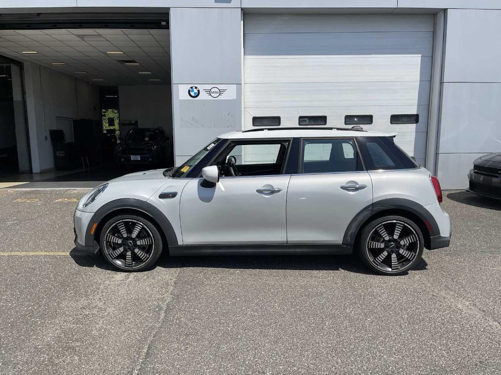 used 2023 MINI Hardtop car, priced at $24,943