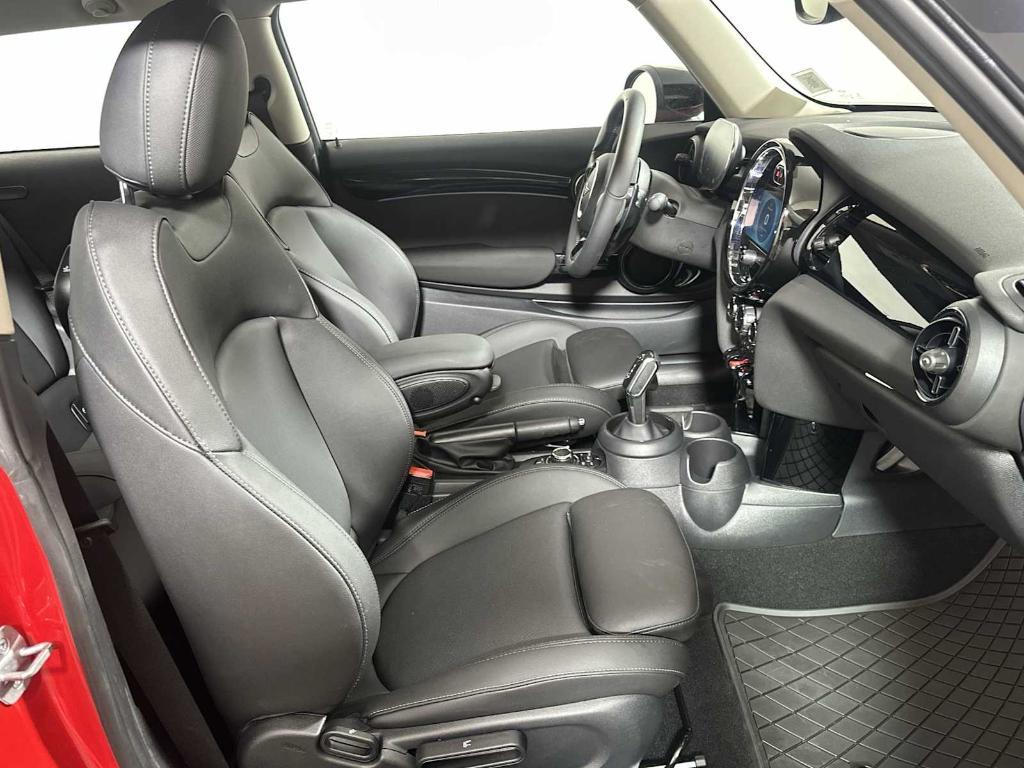 used 2023 MINI Hardtop car, priced at $27,488
