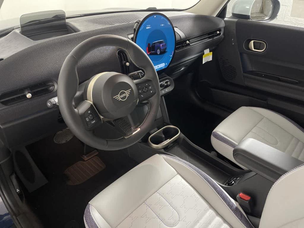 new 2025 MINI Hardtop car, priced at $35,895