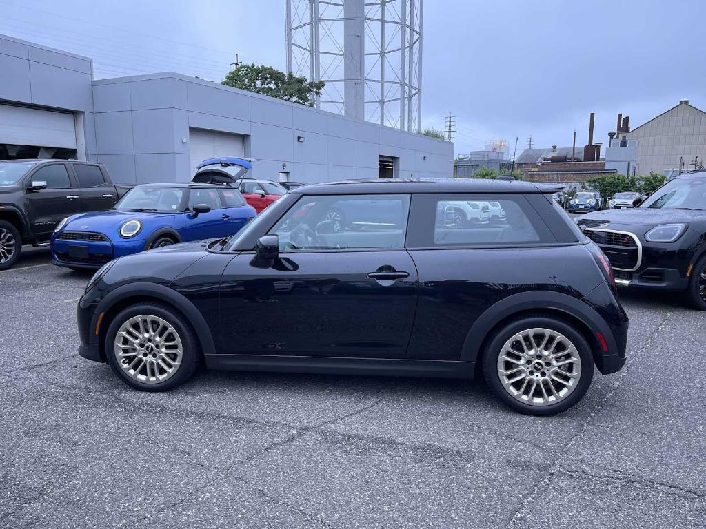 used 2025 MINI Hardtop car