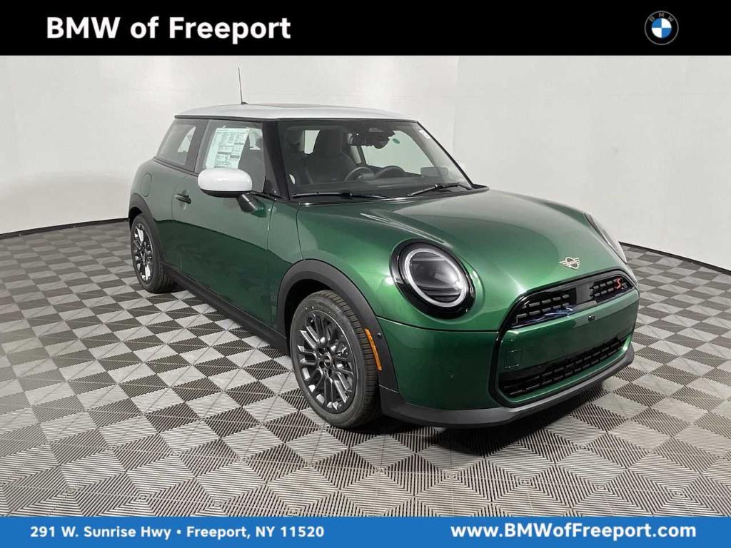 new 2025 MINI Hardtop car, priced at $37,295