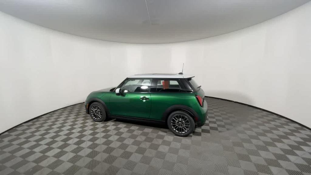 new 2025 MINI Hardtop car, priced at $37,295