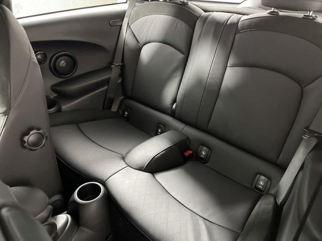 used 2023 MINI Hardtop car, priced at $31,995