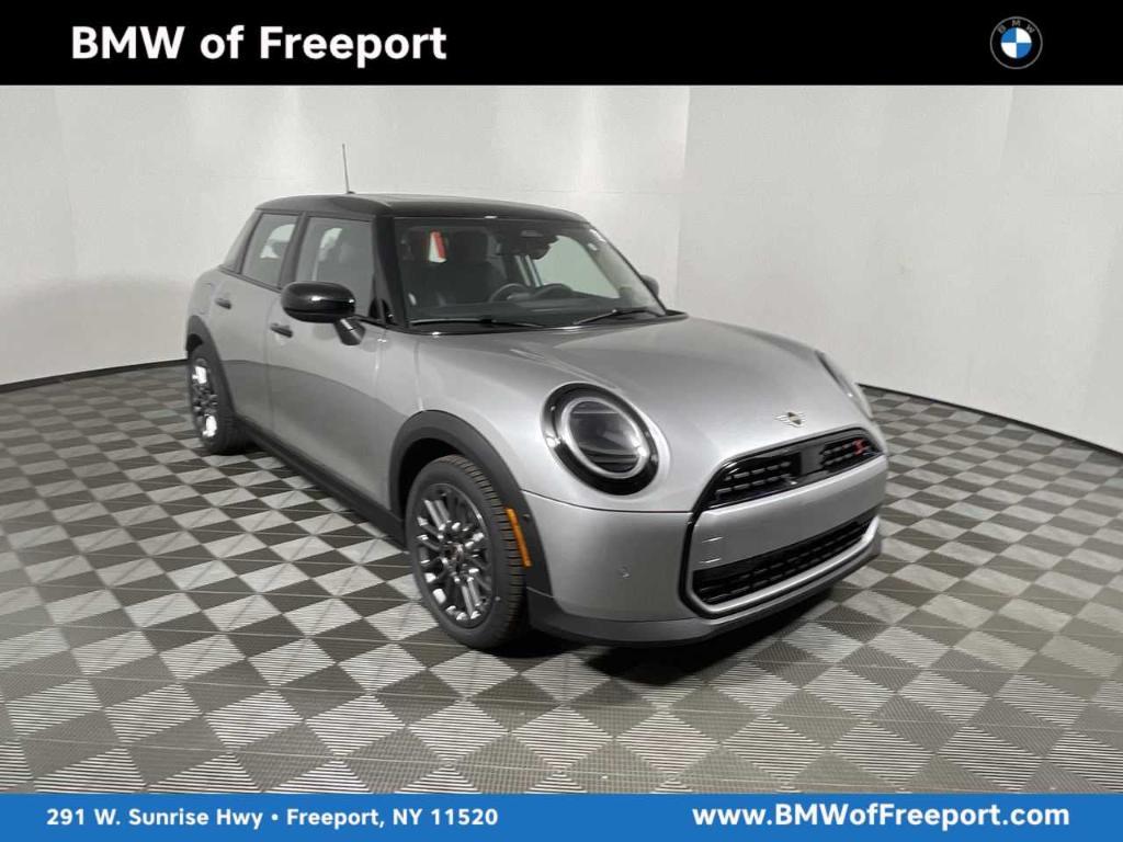 new 2025 MINI Hardtop car, priced at $37,445