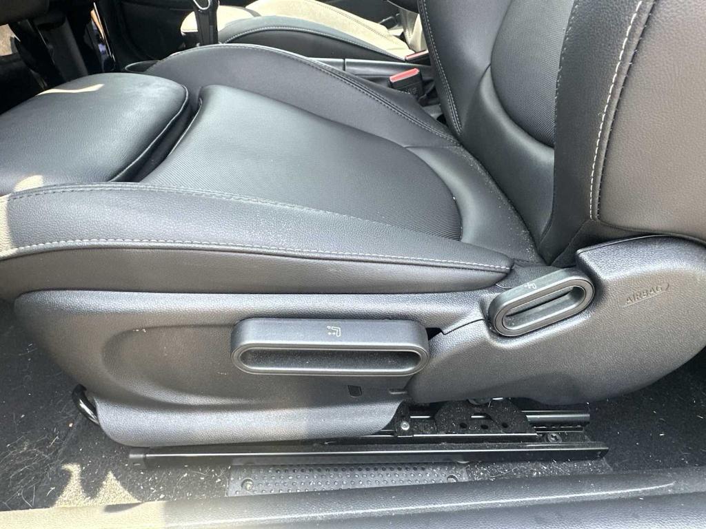 used 2023 MINI Hardtop car, priced at $24,943