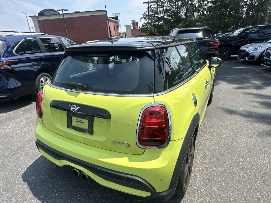 used 2023 MINI Hardtop car, priced at $24,943