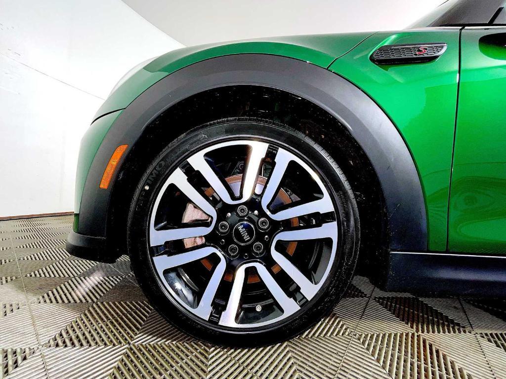 used 2024 MINI Hardtop car, priced at $31,943