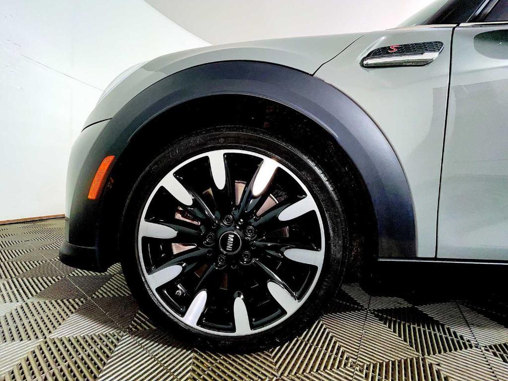 used 2023 MINI Hardtop car, priced at $23,888