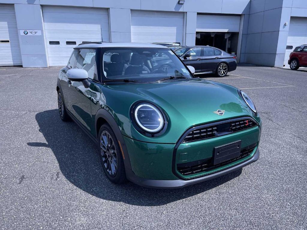 used 2025 MINI Hardtop car, priced at $31,493