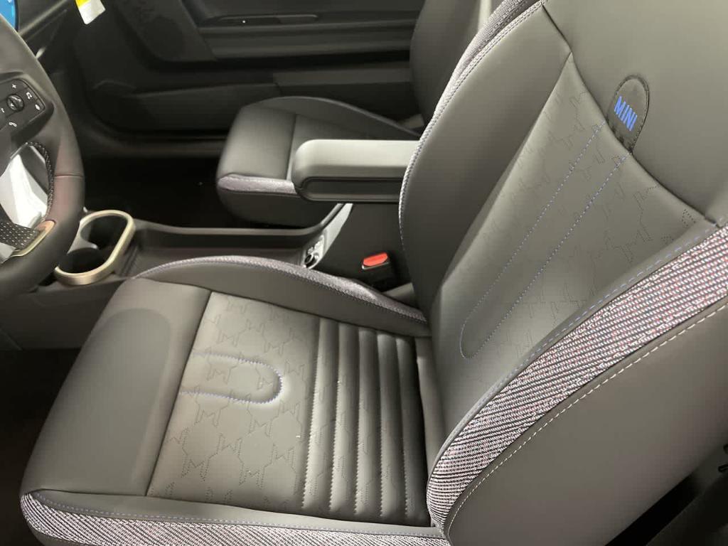 used 2025 MINI Hardtop car, priced at $31,493