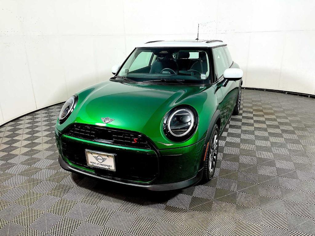 used 2025 MINI Hardtop car, priced at $31,493