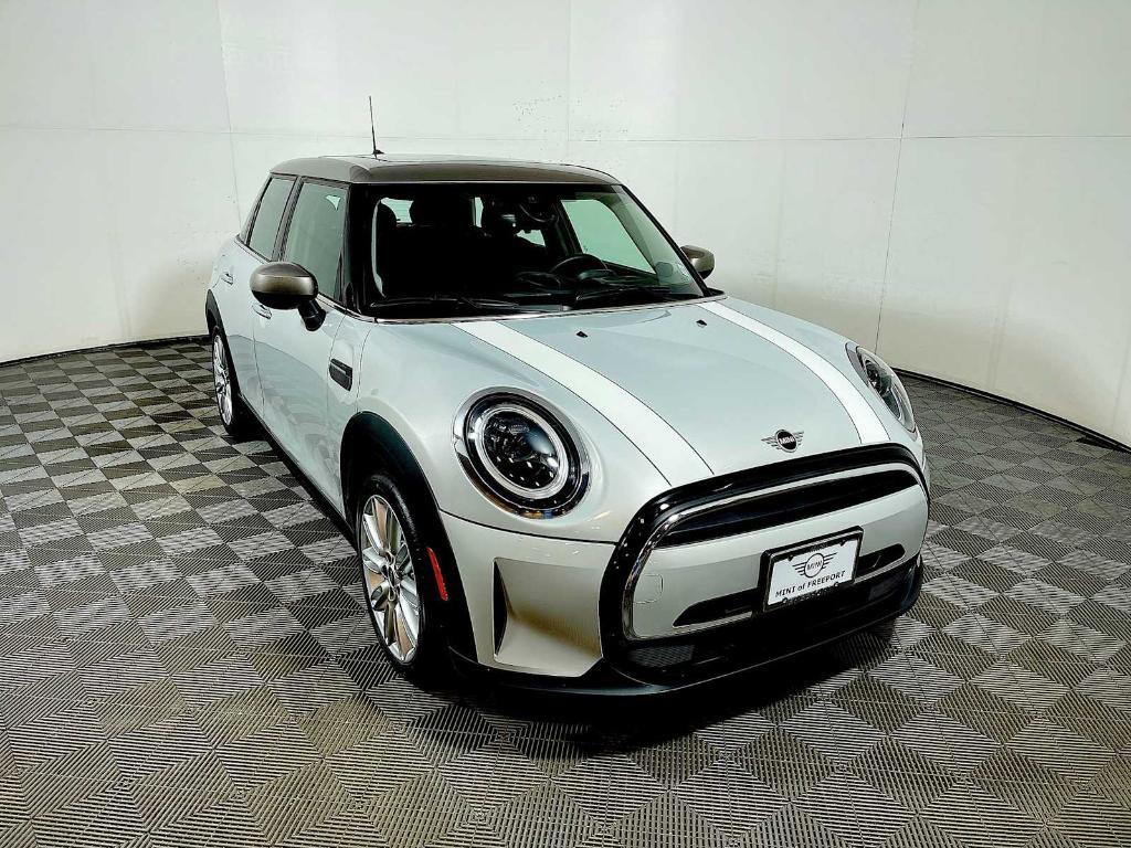 used 2023 MINI Hardtop car, priced at $23,993