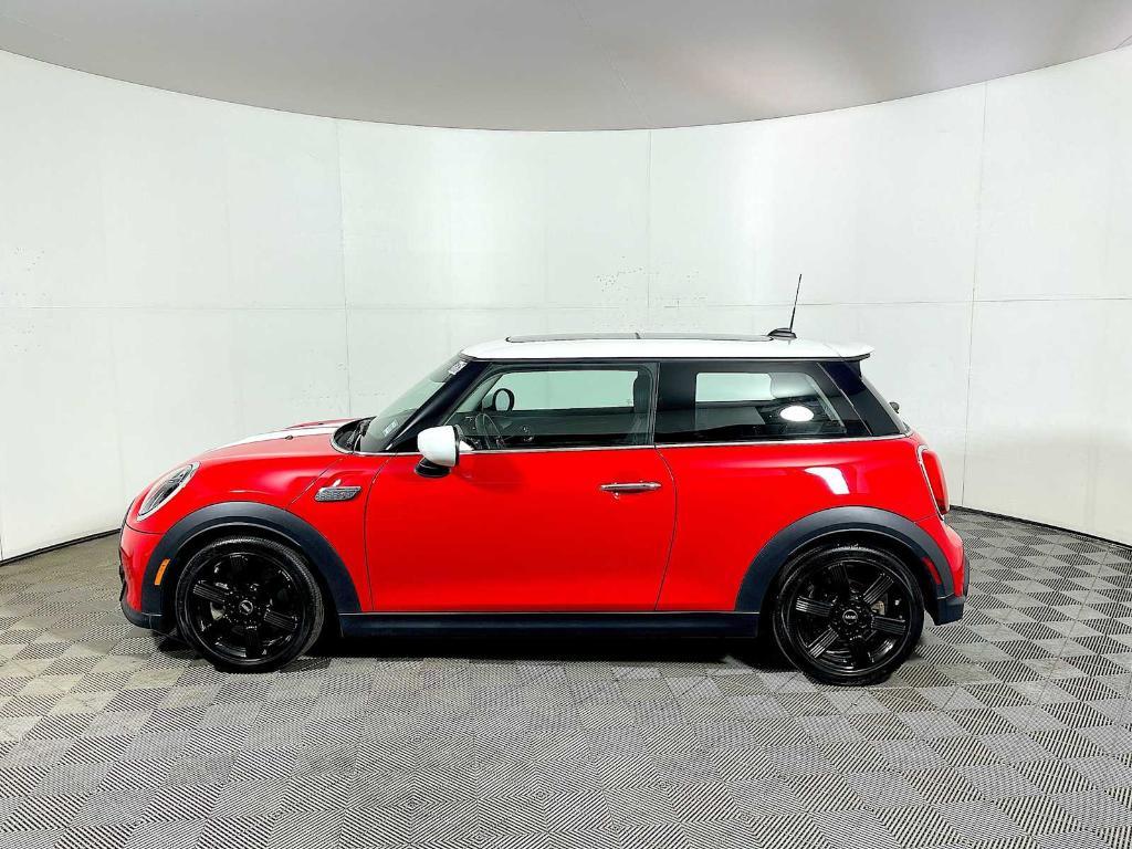 used 2023 MINI Hardtop car, priced at $24,943