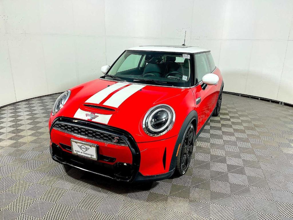 used 2023 MINI Hardtop car, priced at $24,943