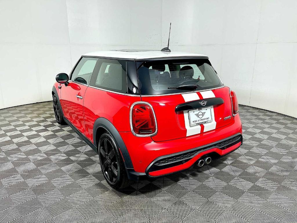 used 2023 MINI Hardtop car, priced at $24,943