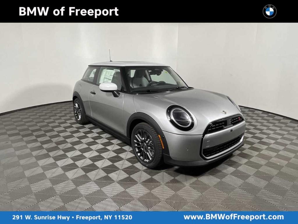 new 2025 MINI Hardtop car, priced at $37,295