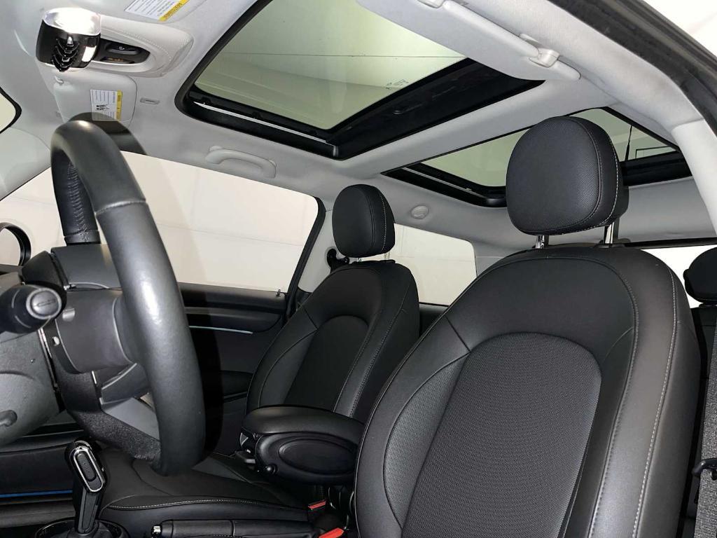 used 2023 MINI Hardtop car, priced at $22,843