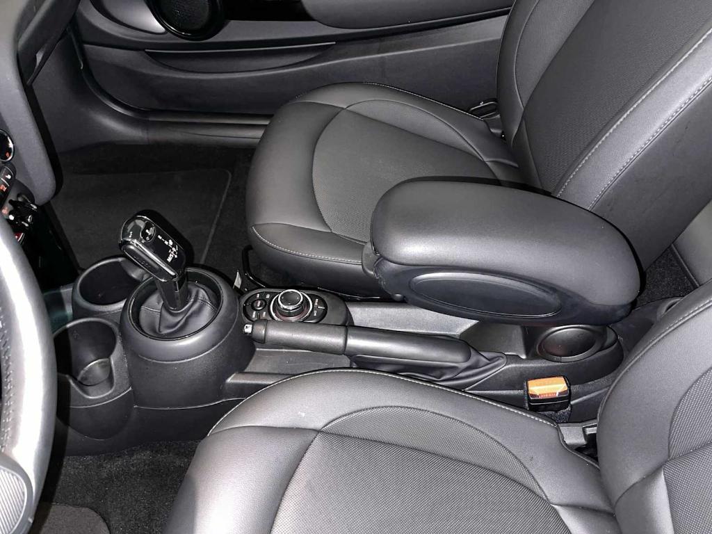 used 2023 MINI Hardtop car, priced at $22,843