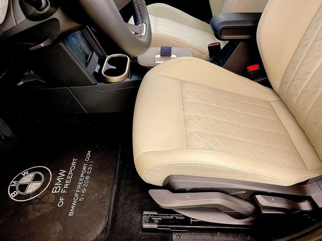 used 2025 MINI Hardtop car, priced at $33,943
