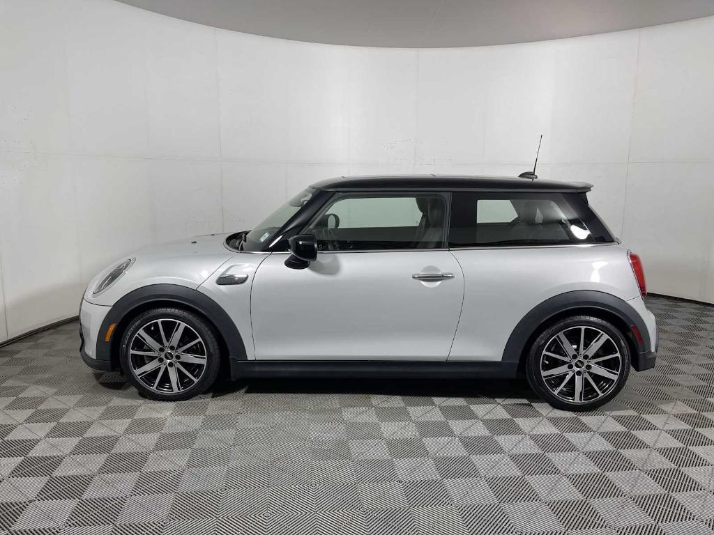 used 2023 MINI Hardtop car, priced at $24,498