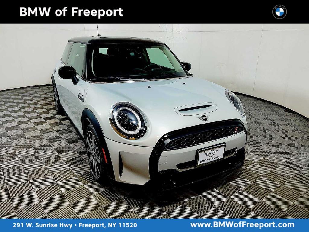 used 2023 MINI Hardtop car, priced at $24,498