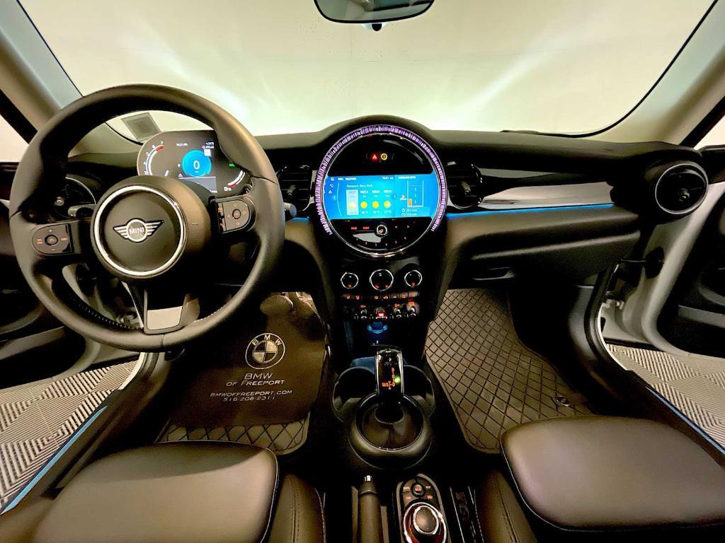 used 2023 MINI Hardtop car, priced at $24,498