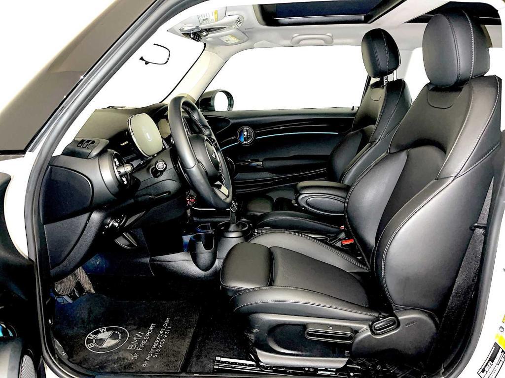 used 2023 MINI Hardtop car, priced at $24,498