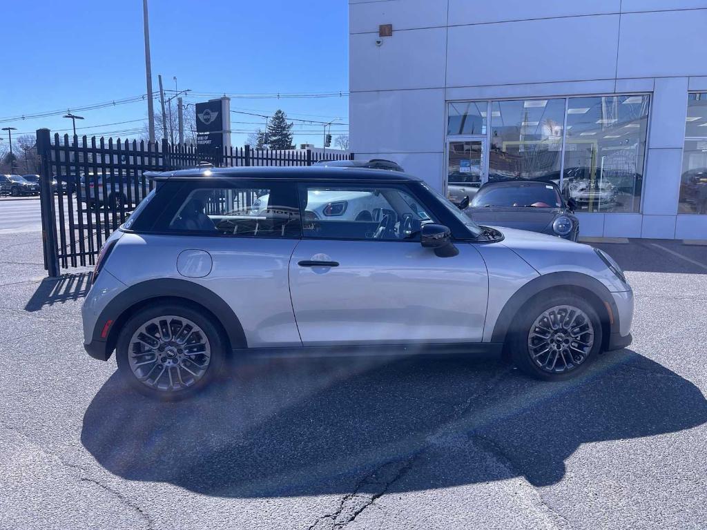 used 2025 MINI Hardtop car, priced at $31,897