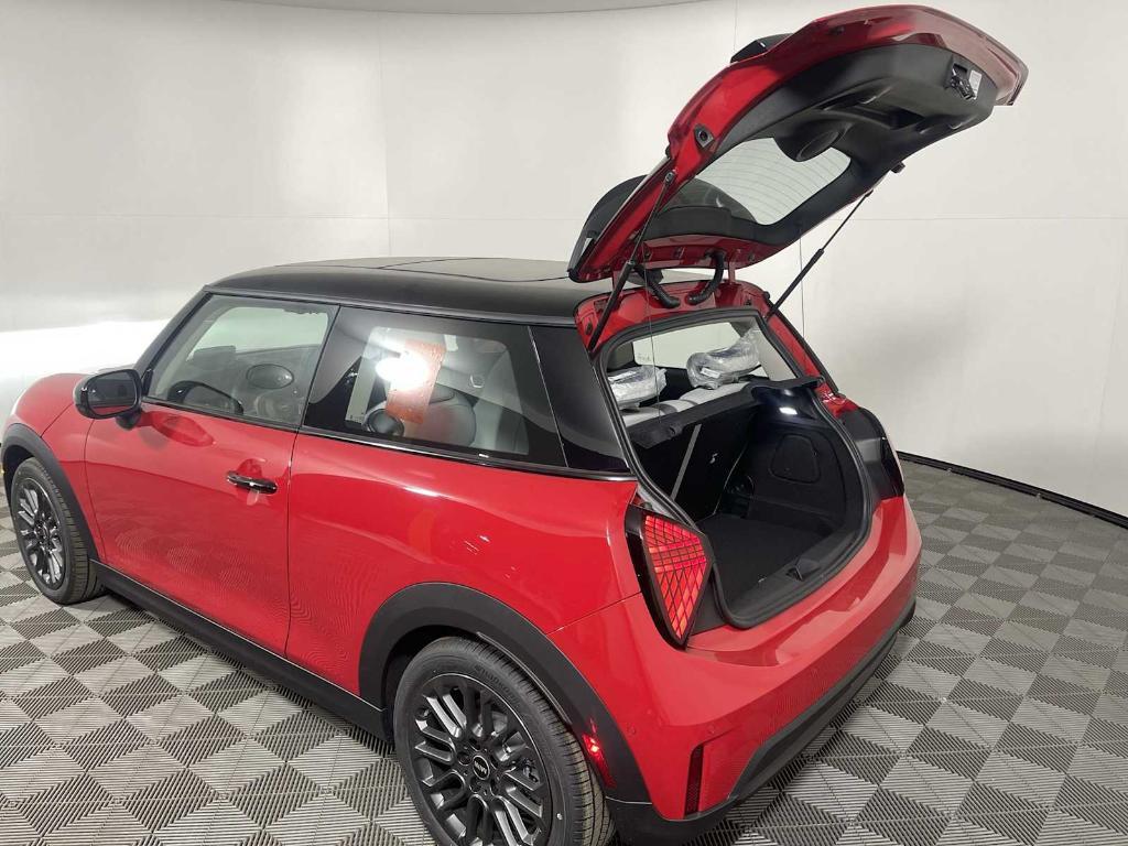 new 2025 MINI Hardtop car, priced at $35,595